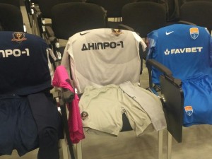 Обзор прессы перед 16-м туром Обзор прессы перед 16-м туром